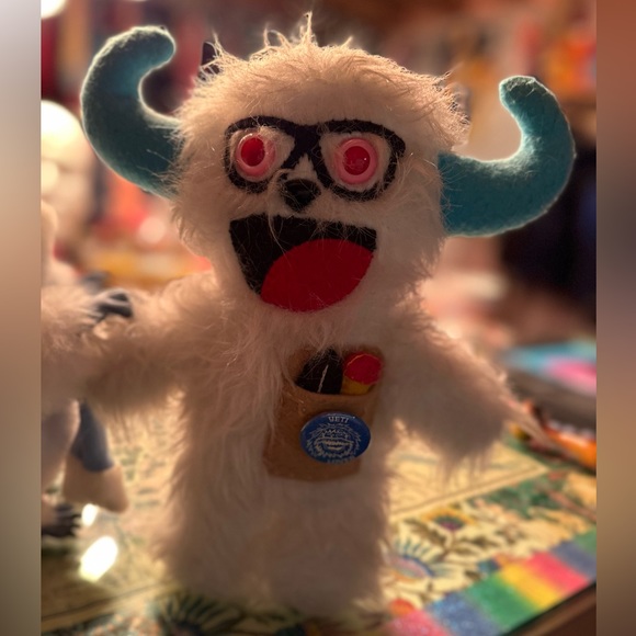 Yeti NERD Abominable Snowman Plush & Felt Doll - Picture 9 of 9